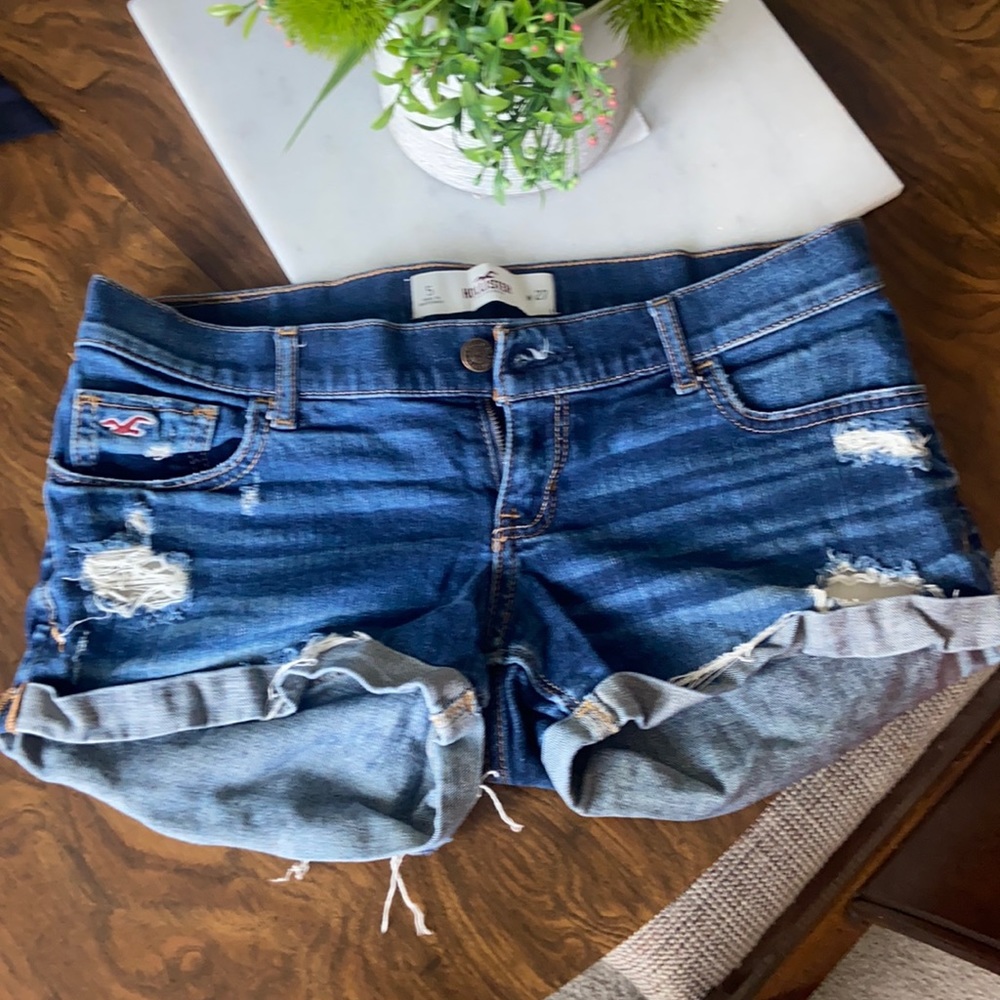 Hollister size 5 jean shorts